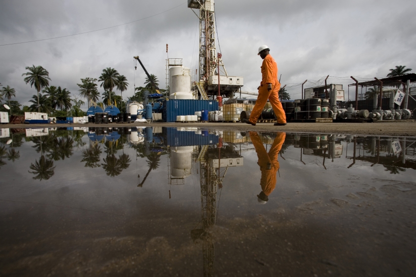 ek_cbg_oilcompanies_002.jpg